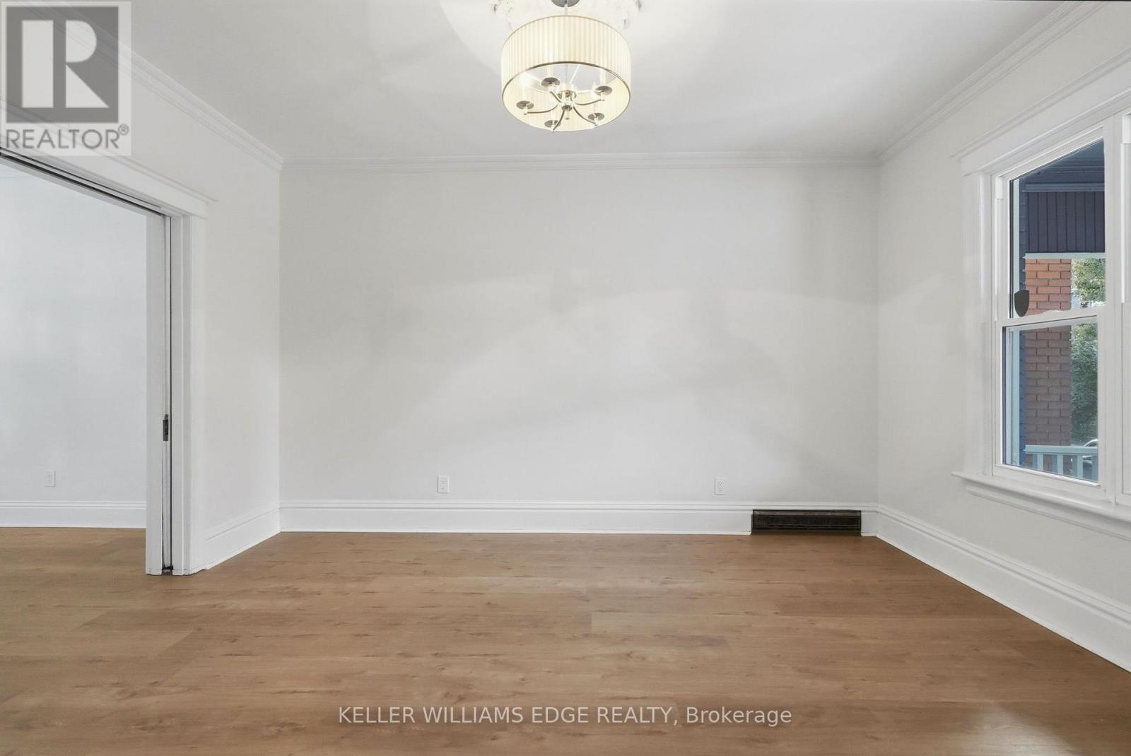 60 Stirton Street, Hamilton, Ontario  L8L 6E8 - Photo 4 - X13851380