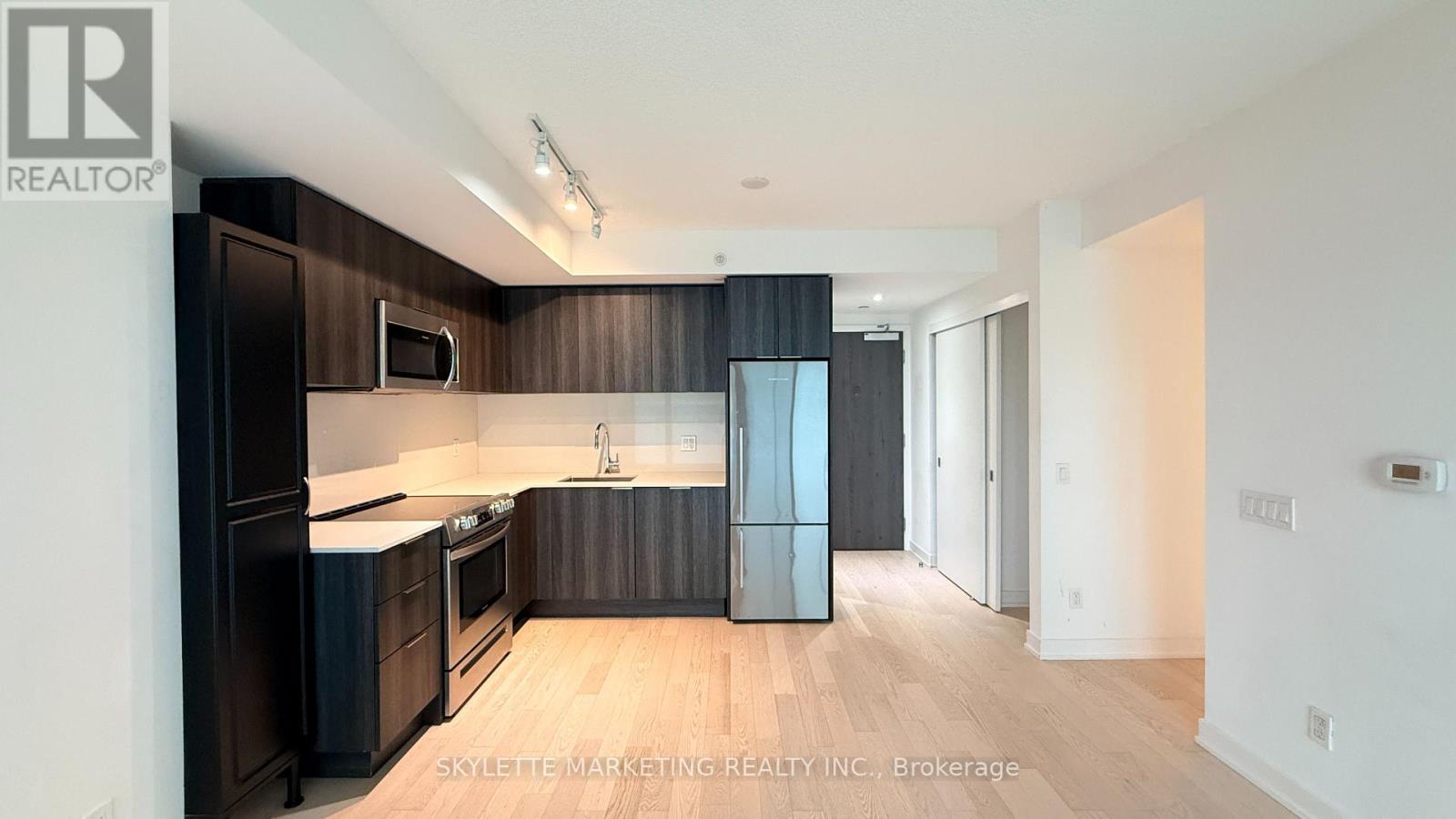 1011 - 25 Richmond Street E, Toronto, Ontario  M5C 0A6 - Photo 7 - C13816410