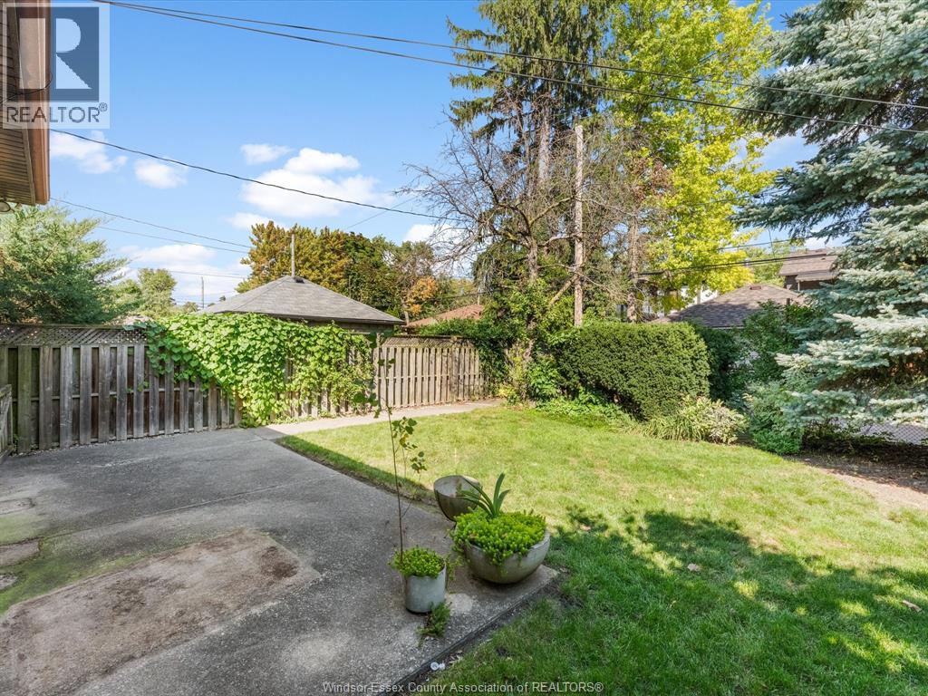 2214 Victoria Avenue, Windsor, Ontario  N8X 1R1 - Photo 38 - 26024183
