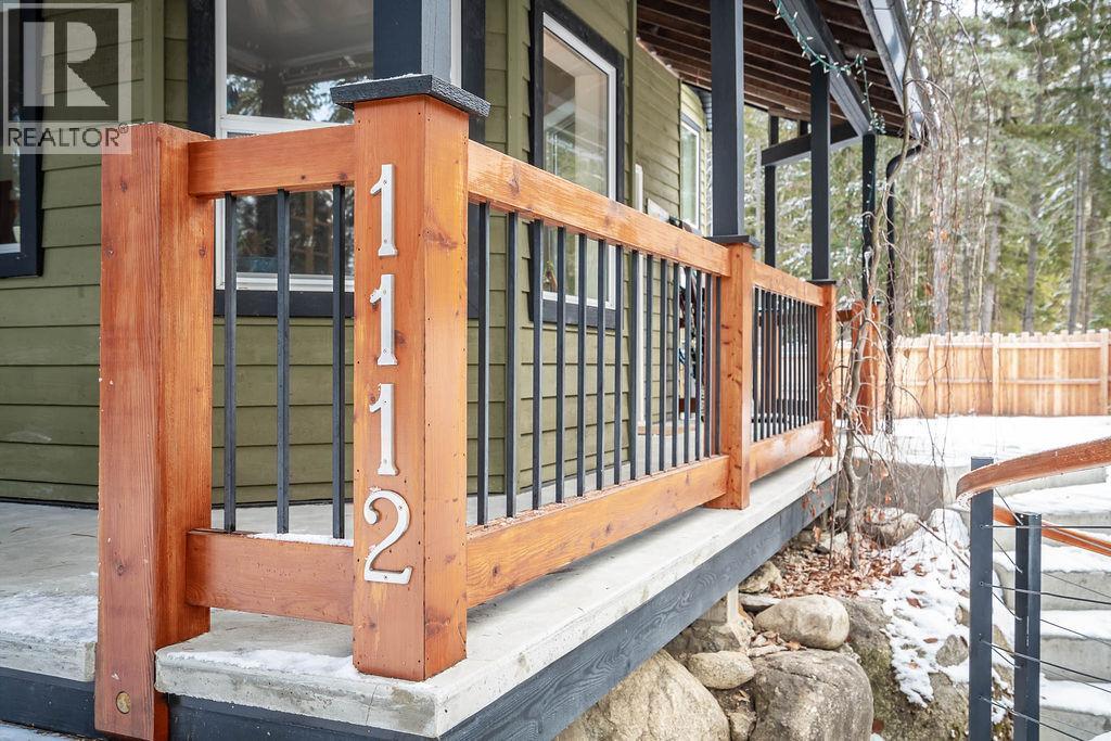1112 Hume Street, Slocan, British Columbia  V0G 2C0 - Photo 5 - 10402435