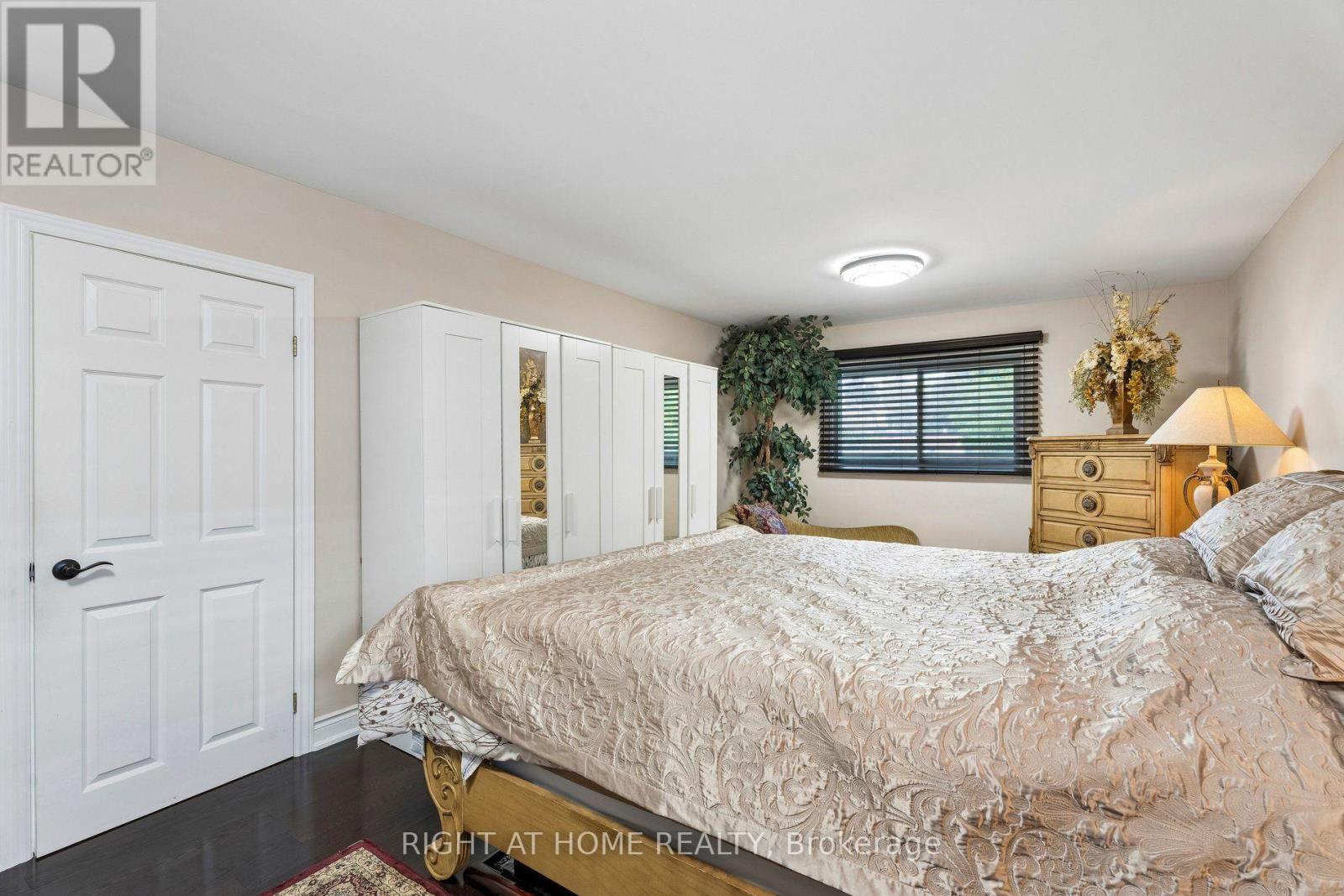 25 Swallow Crescent, Hamilton, Ontario  L9A 2M7 - Photo 17 - X13845512
