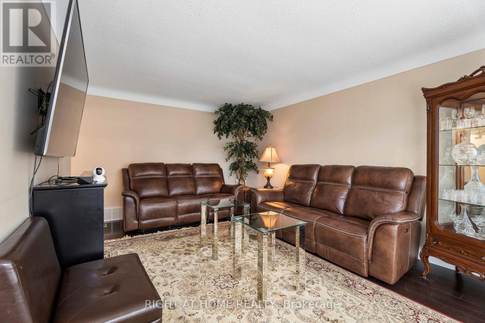 25 Swallow Crescent, Hamilton, Ontario  L9A 2M7 - Photo 13 - X13845512