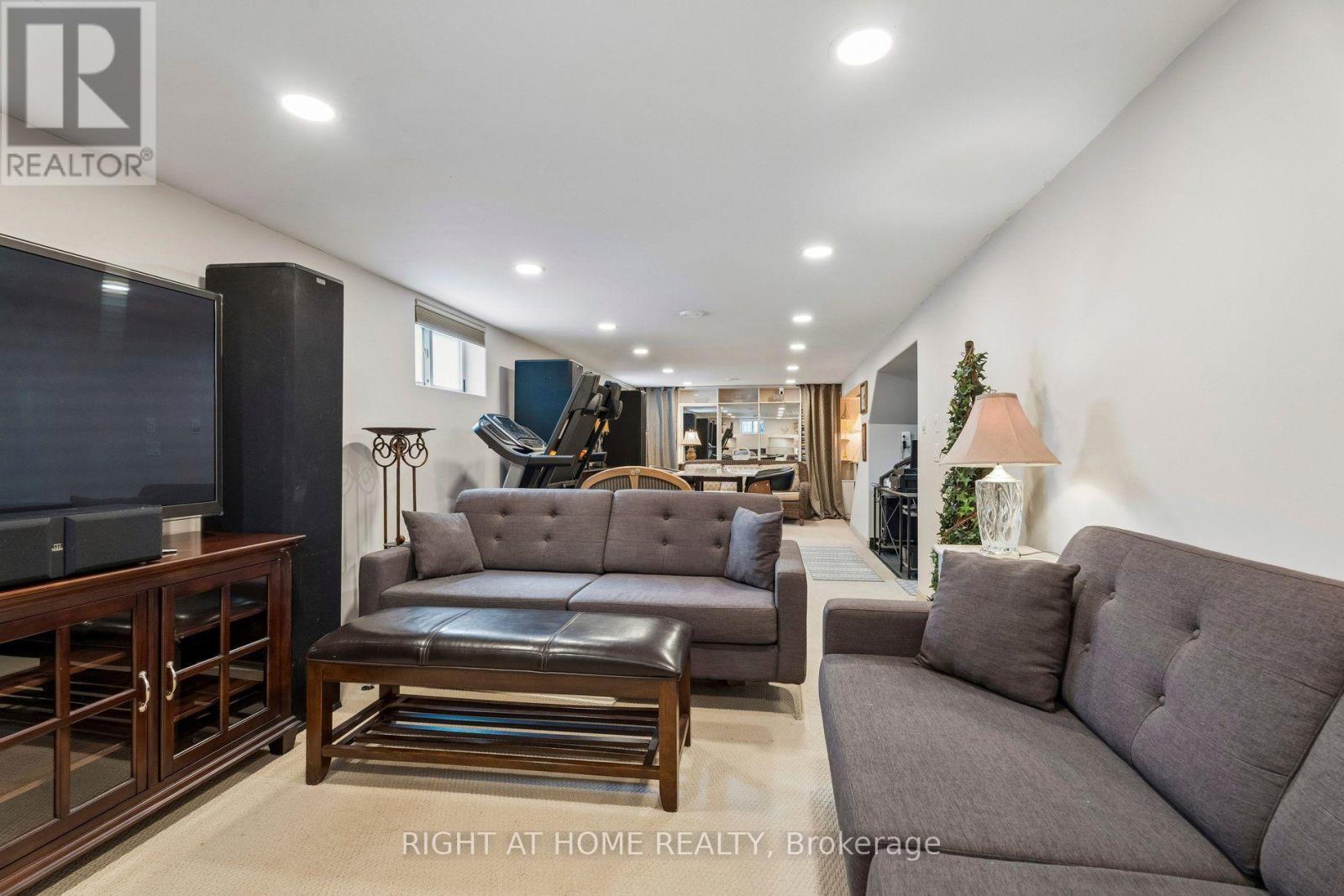 25 Swallow Crescent, Hamilton, Ontario  L9A 2M7 - Photo 30 - X13845512