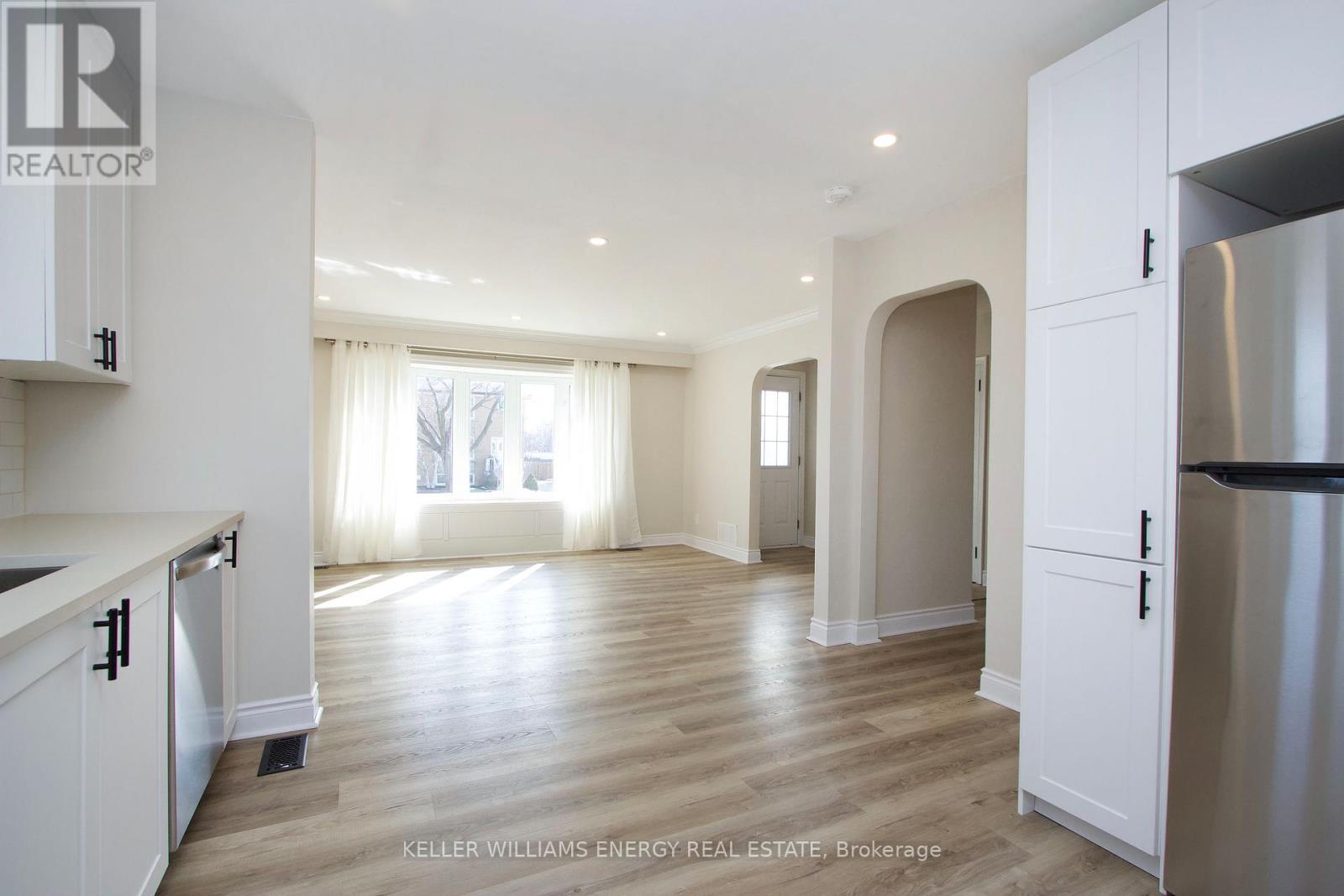 Main - 574 Olive Avenue, Oshawa, Ontario  L1H 2R3 - Photo 9 - E13851486