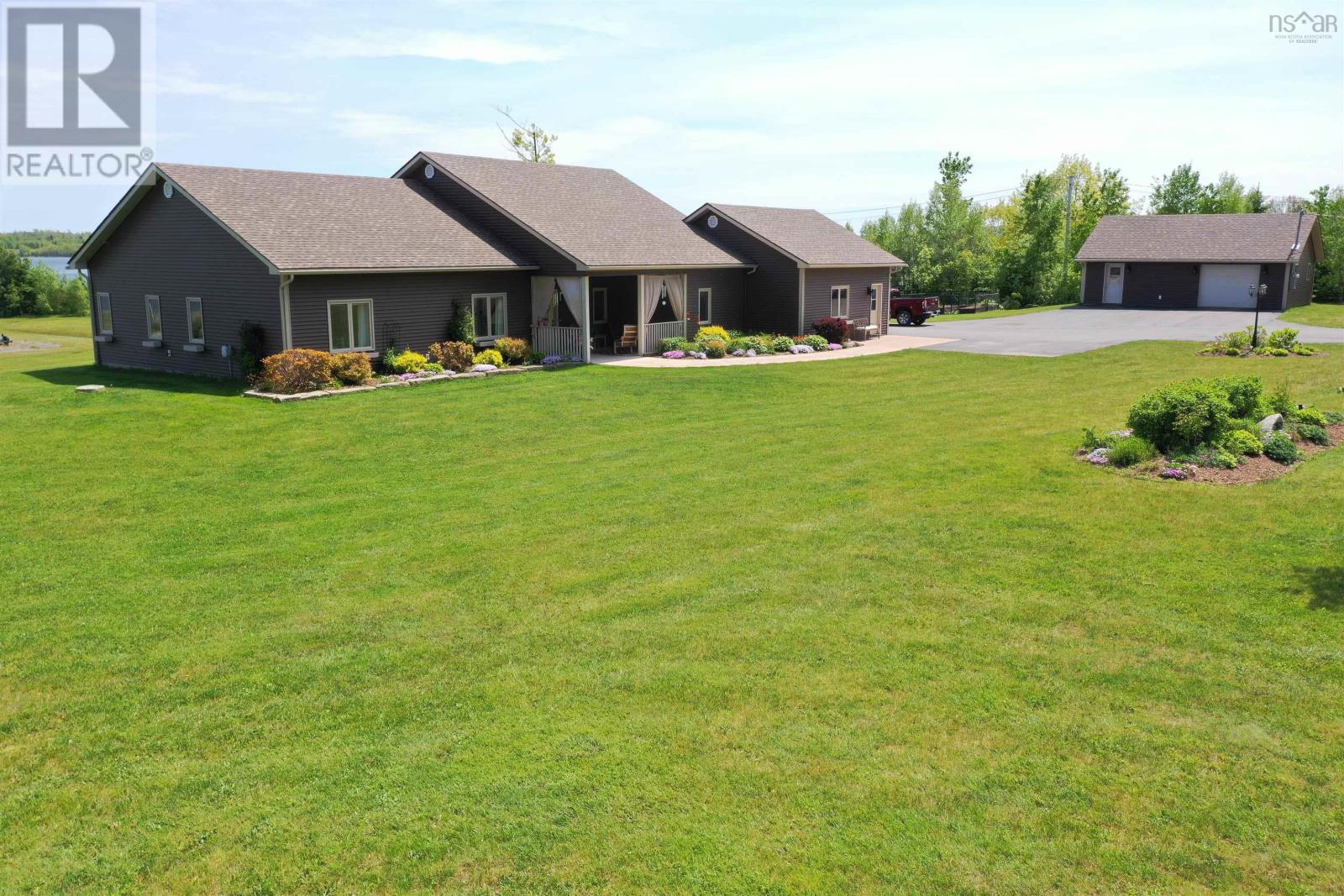 2162 Highway 376, Lyons Brook, Nova Scotia  B0K 1H0 - Photo 3 - 202624804