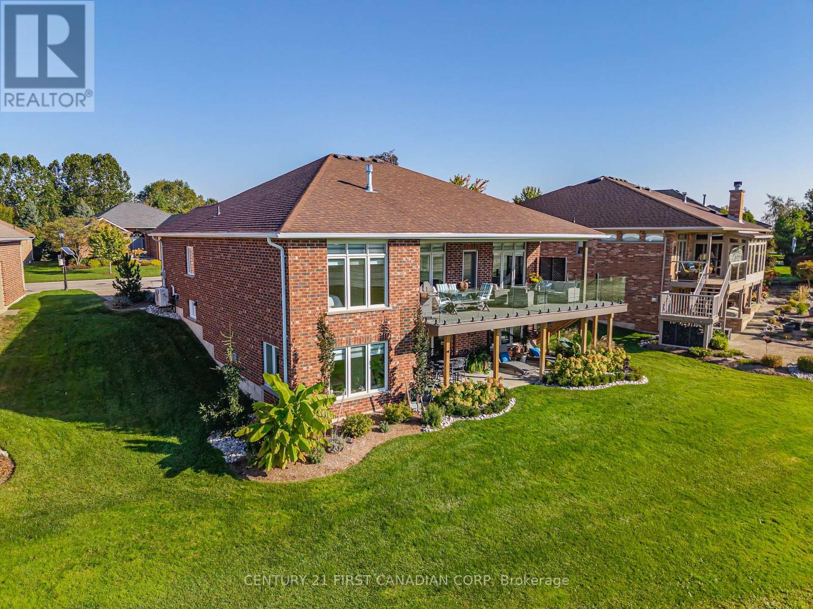 1048 Sandy Somerville Drive, London South, Ontario  N6K 5R1 - Photo 43 - X13851532