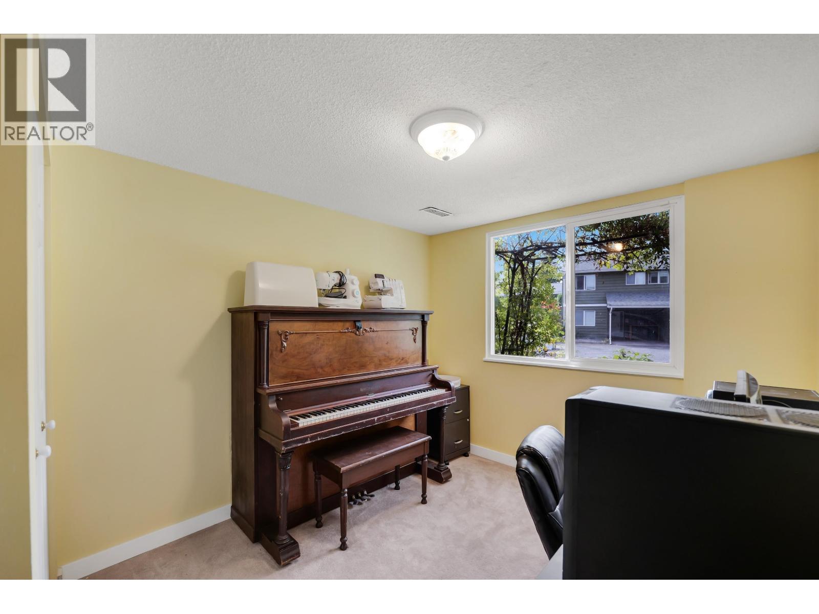 3 38397 Buckley Avenue, Squamish, British Columbia  V8B 0A6 - Photo 11 - R3145699