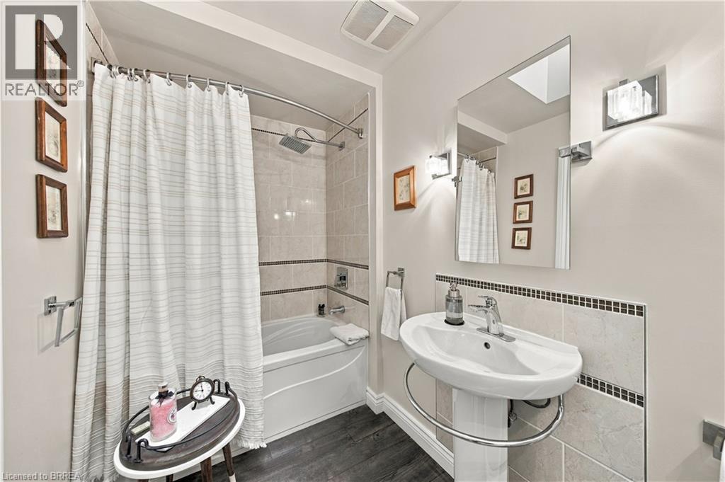447 King Edward Street, Paris, Ontario  N3L 3E3 - Photo 28 - 40866594