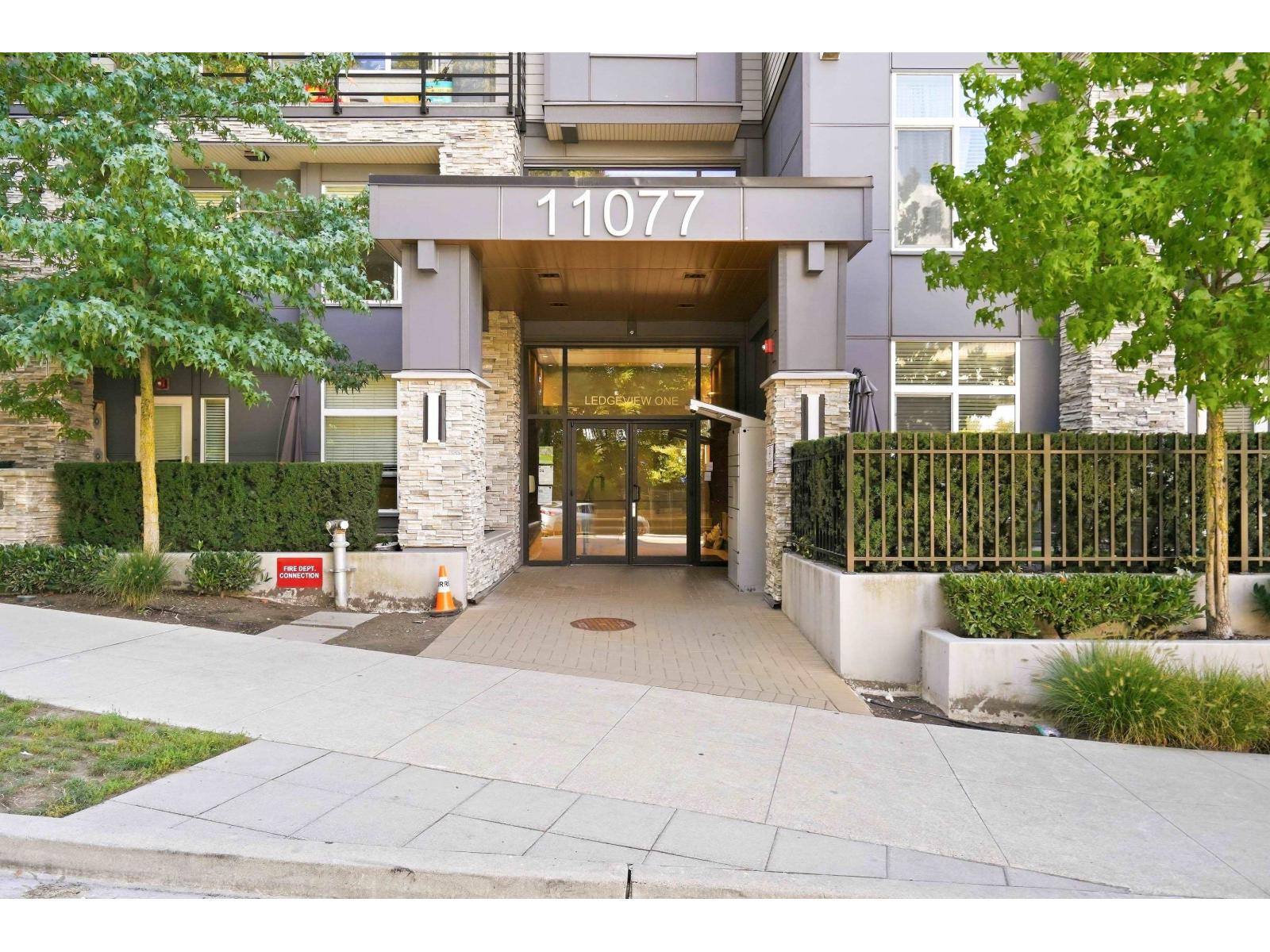 302 11077 RAVINE ROAD