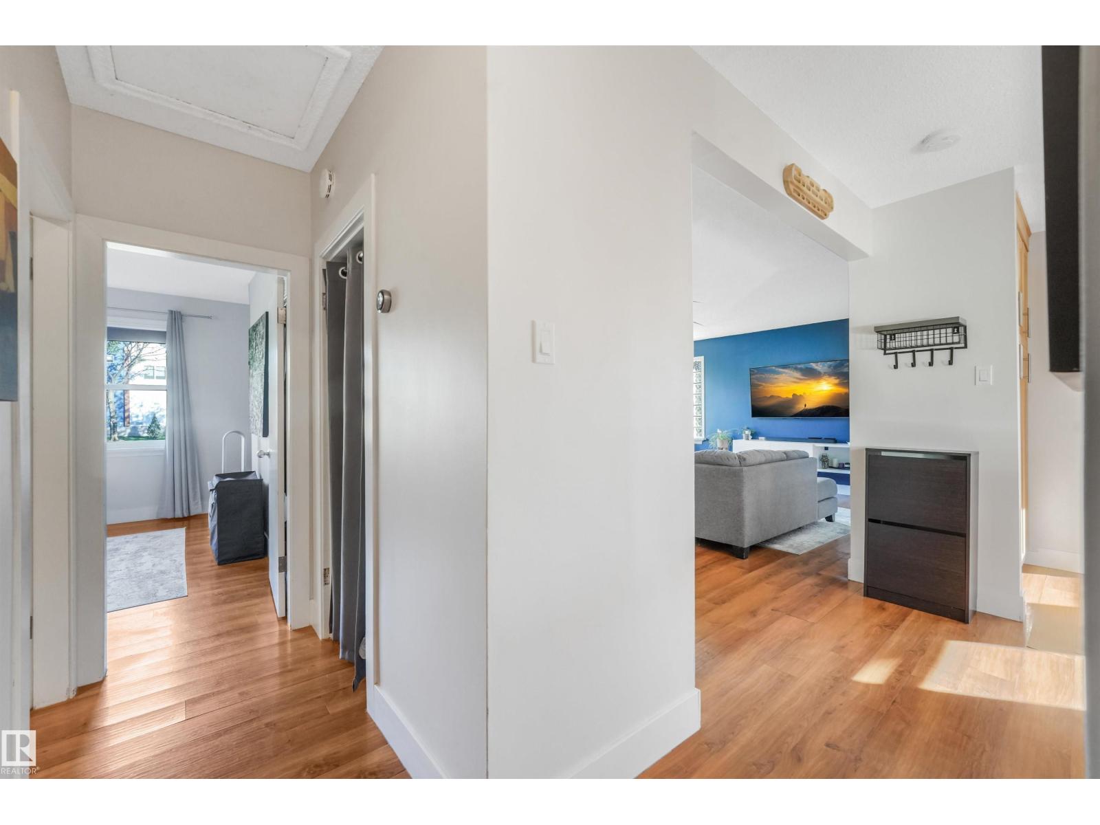 10906 118 ST NW