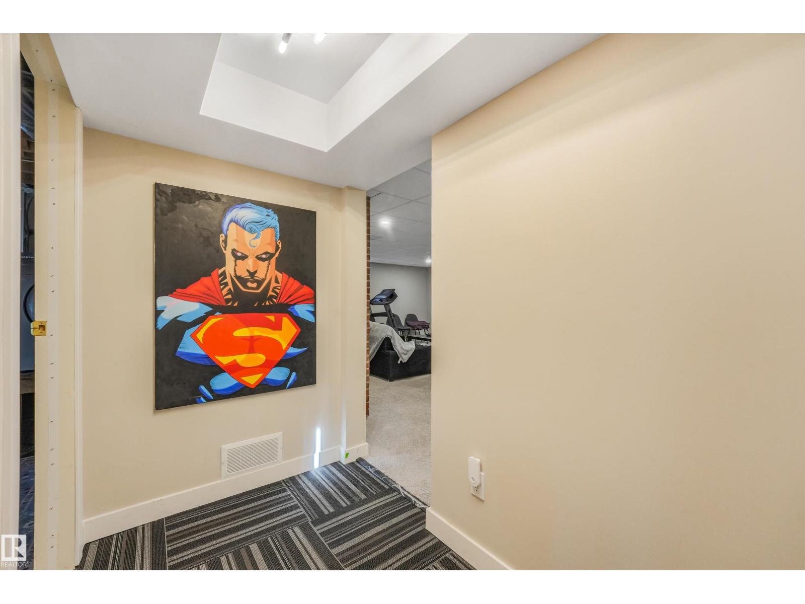 10906 118 ST NW