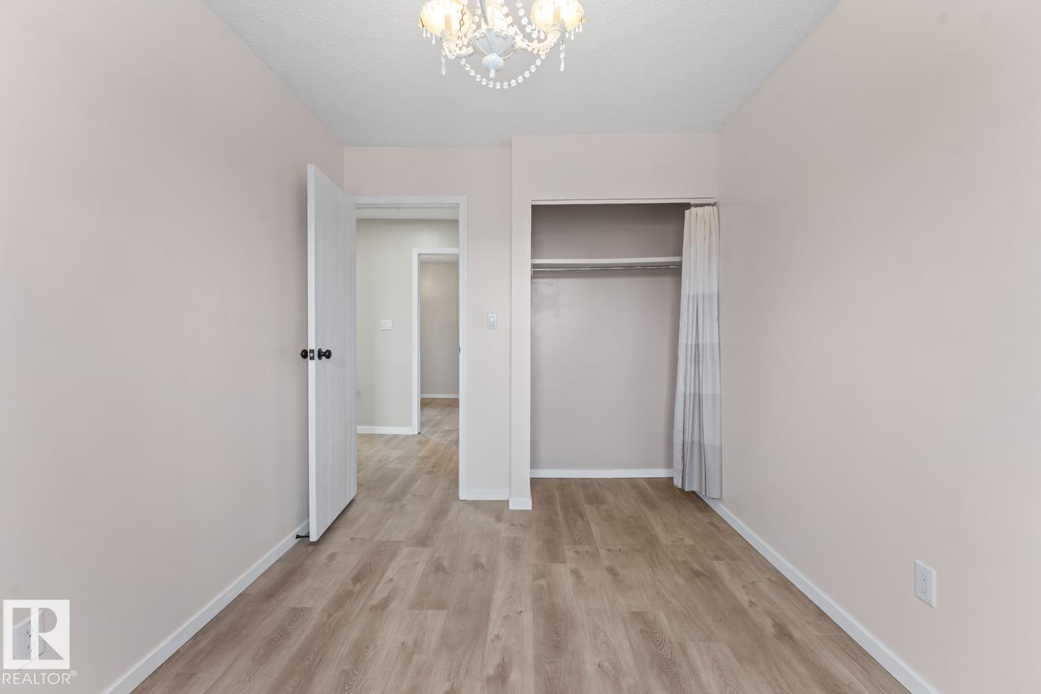 305 19 ST