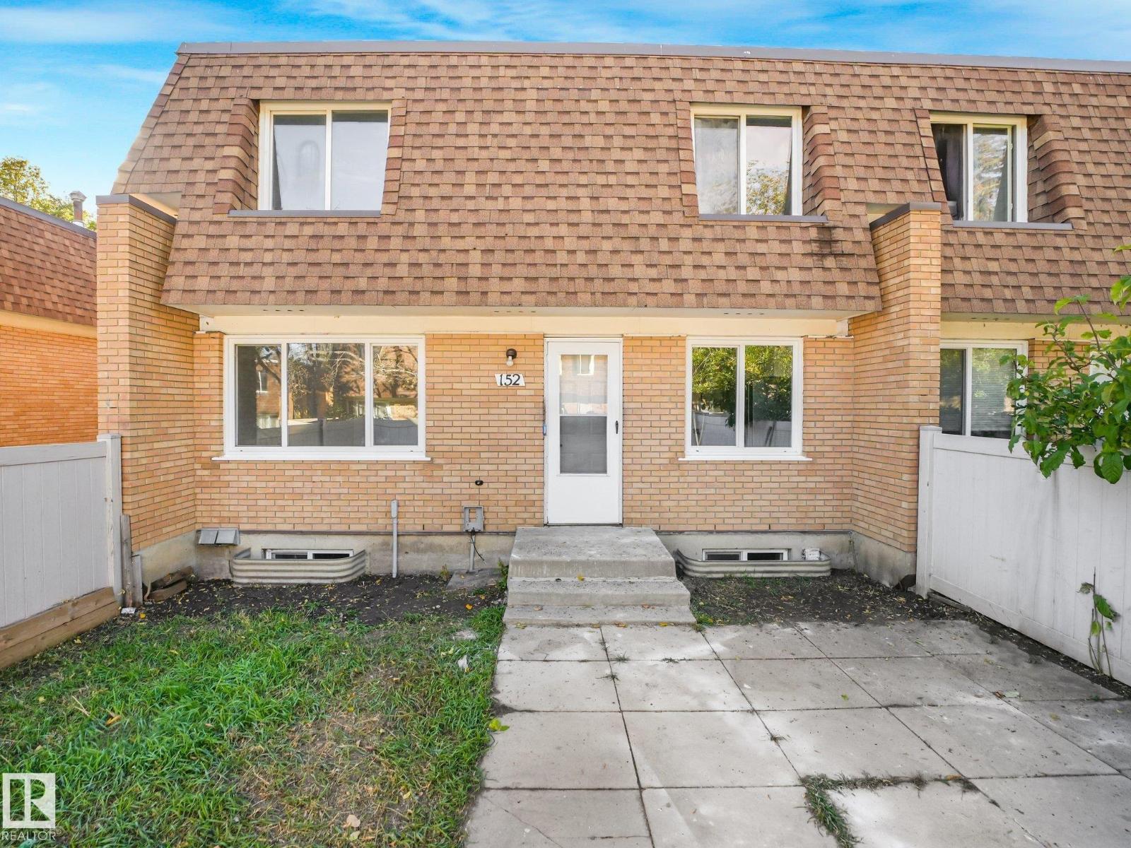 152 LONDONDERRY SQUARE SQ NW