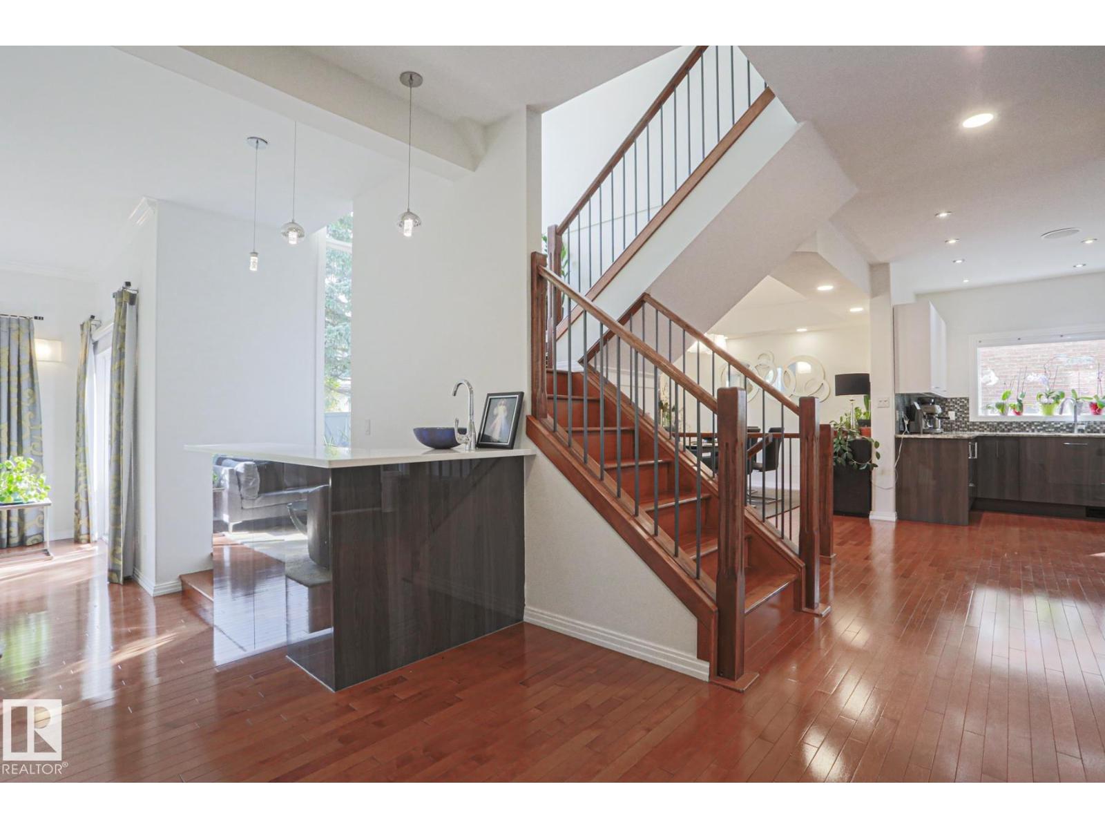 995 OGILVIE BV NW