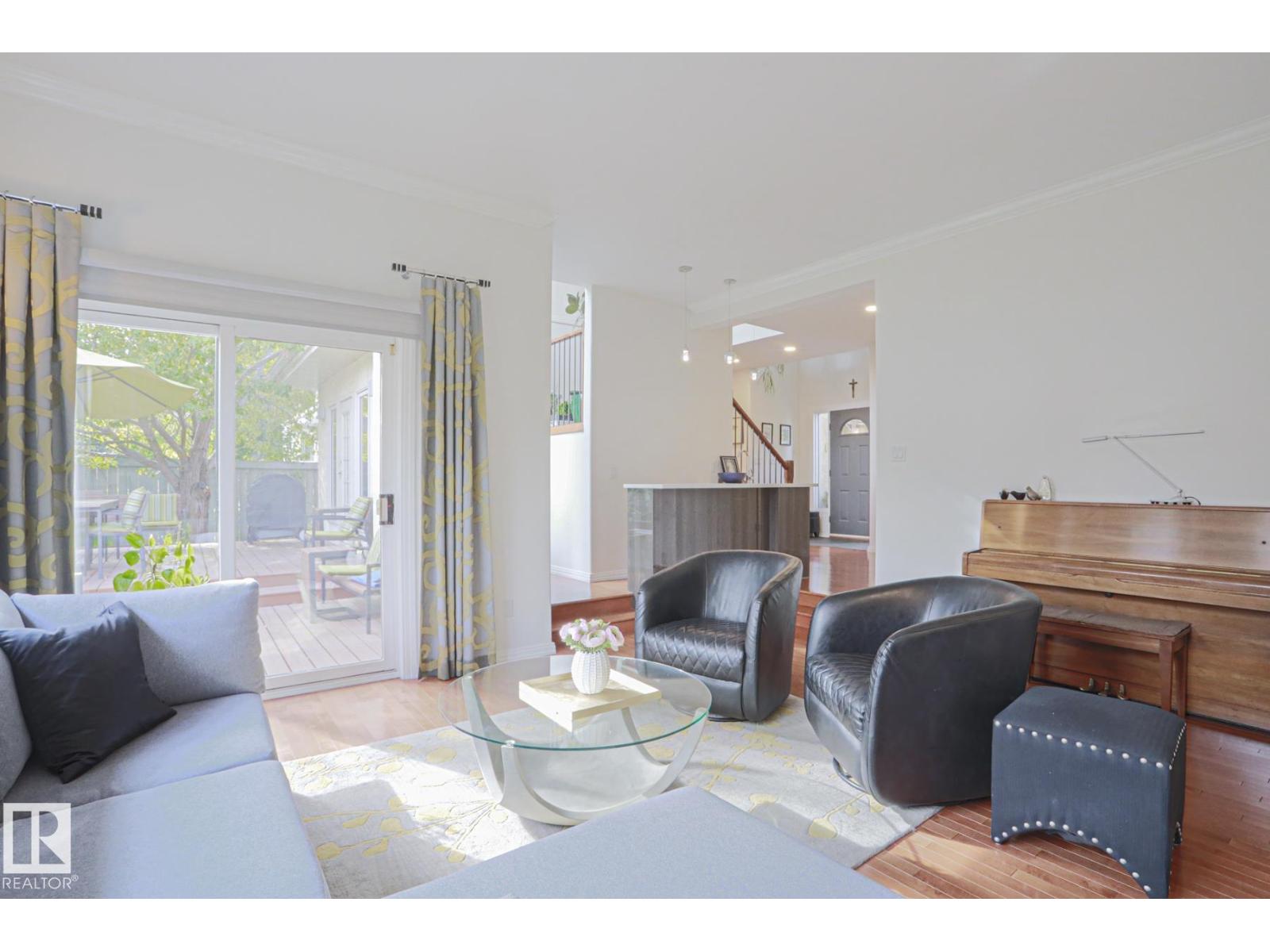 995 OGILVIE BV NW