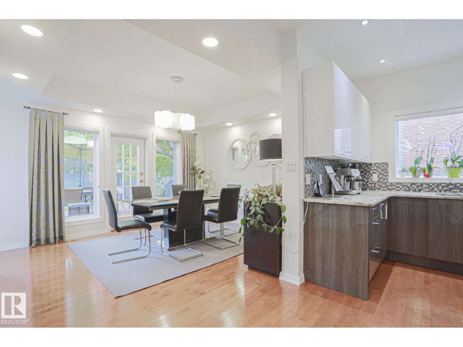 995 OGILVIE BV NW