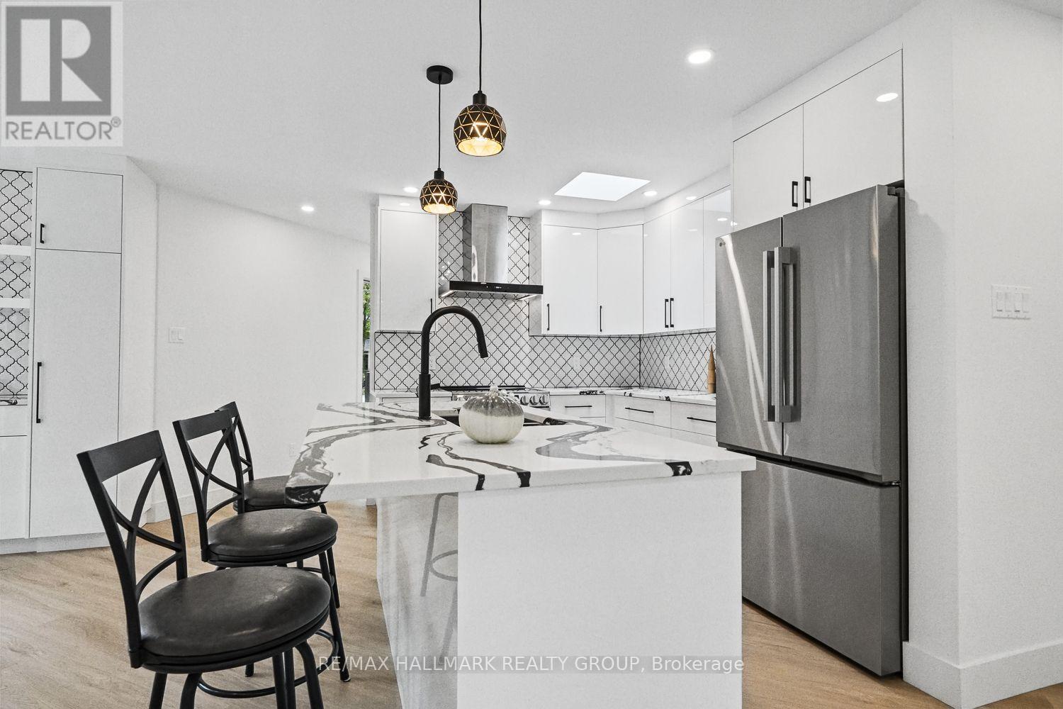 14 Kaymar Drive, Ottawa, Ontario  K1J 7C9 - Photo 9 - X13851604