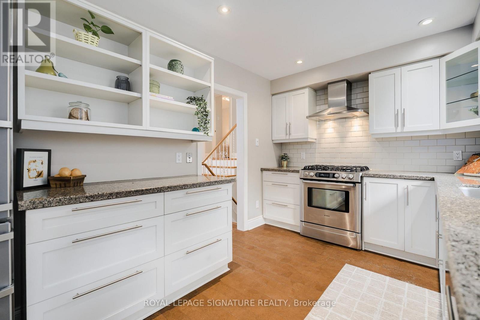 11 Bellbury Crescent, Toronto, Ontario  M2J 2J6 - Photo 8 - C13851566