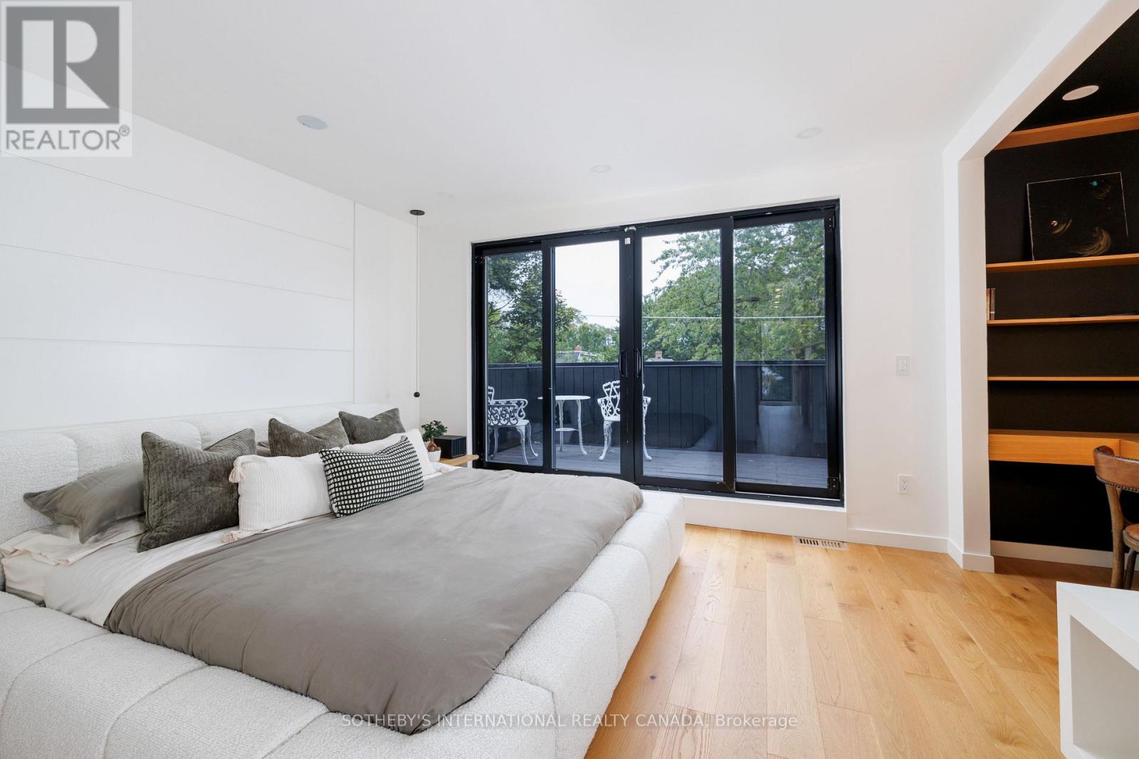 34 Hastings Avenue, Toronto, Ontario  M4L 2L2 - Photo 29 - E13851482