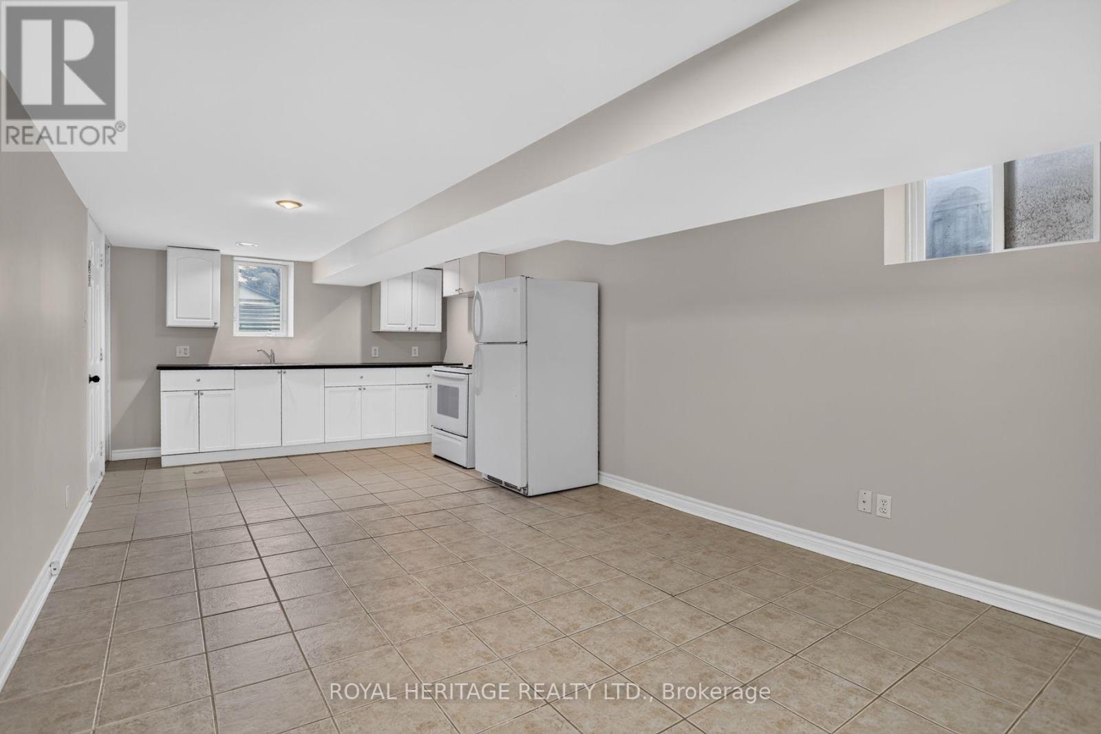 914 Donovan Crescent, Whitby, Ontario  L1N 3G3 - Photo 9 - E13851490