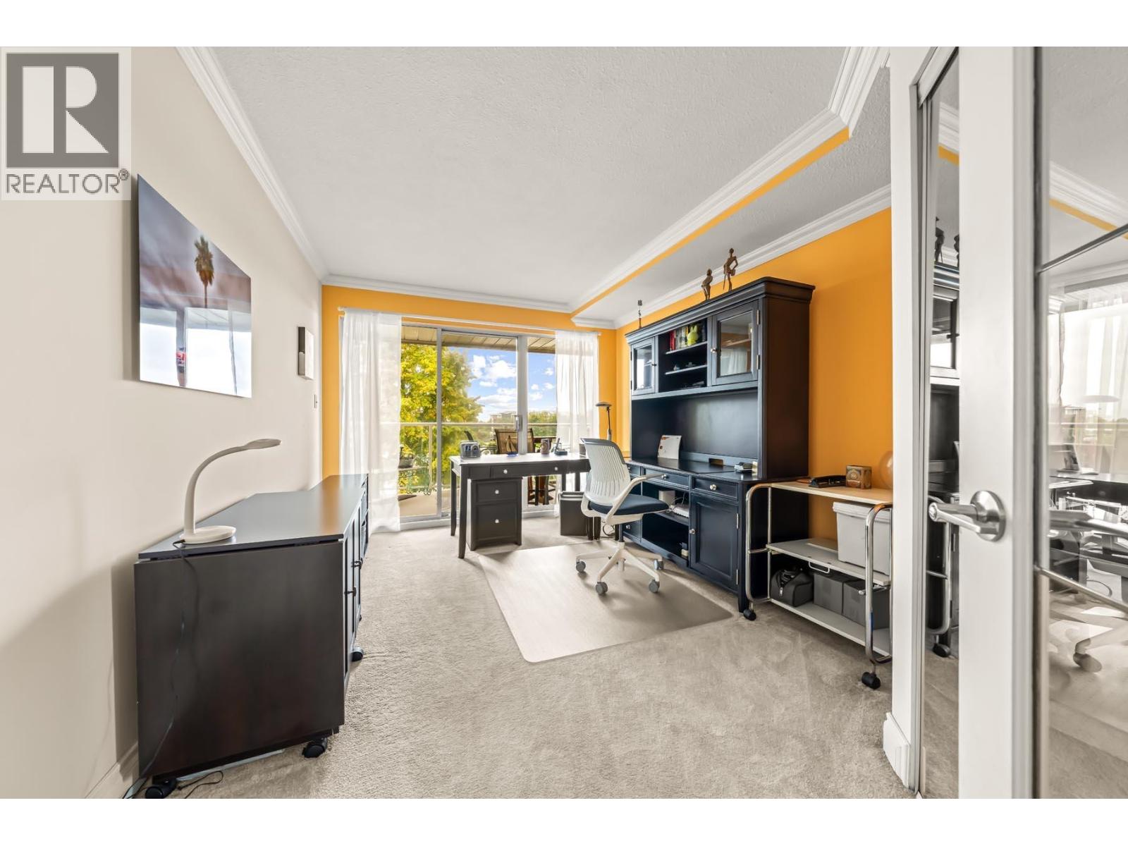306 1230 QUAYSIDE DRIVE