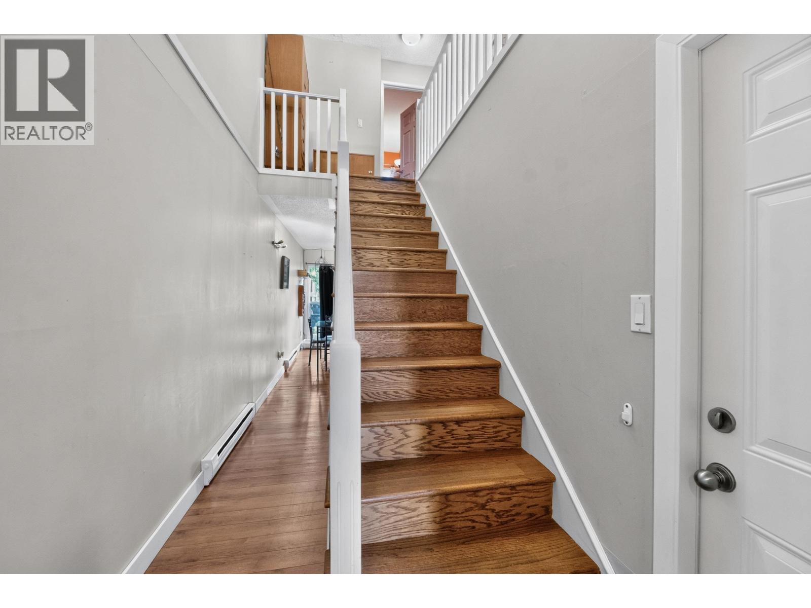 4801 Turnbuckle Wynd, Delta, British Columbia  V4K 4A5 - Photo 3 - R3171342