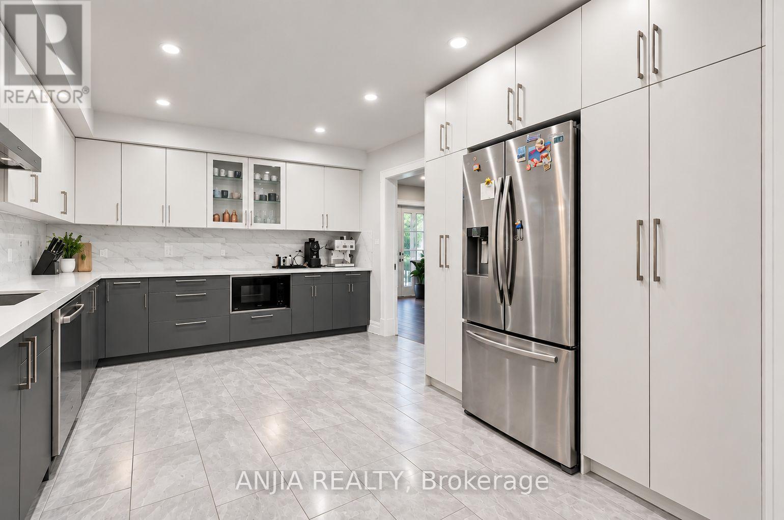 58 Summerfeldt Crescent, Markham, Ontario  L3R 2B2 - Photo 10 - N13851560