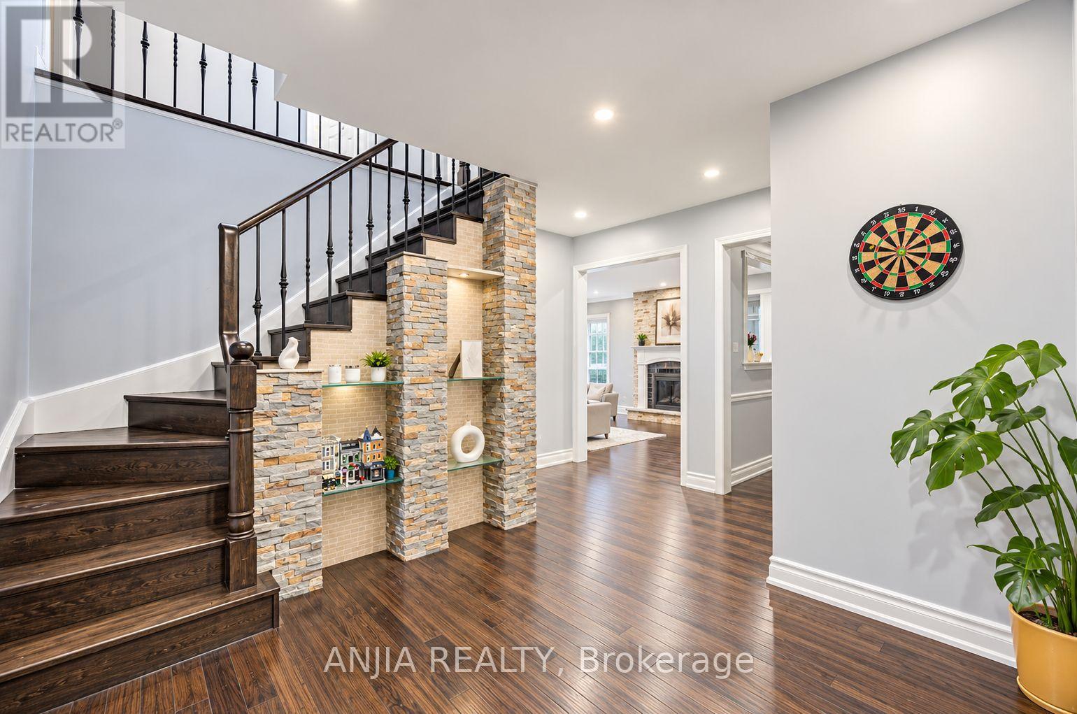 58 Summerfeldt Crescent, Markham, Ontario  L3R 2B2 - Photo 2 - N13851560