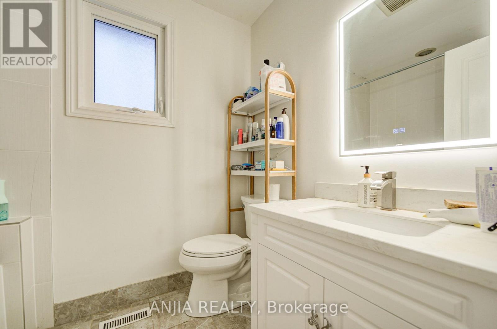 58 Summerfeldt Crescent, Markham, Ontario  L3R 2B2 - Photo 28 - N13851560