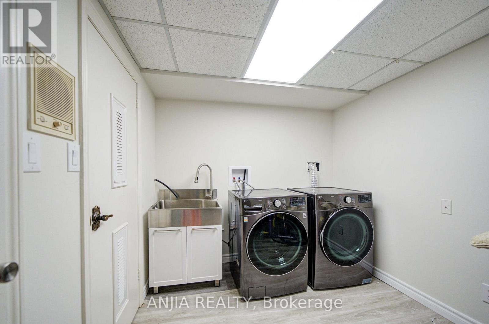 58 Summerfeldt Crescent, Markham, Ontario  L3R 2B2 - Photo 32 - N13851560