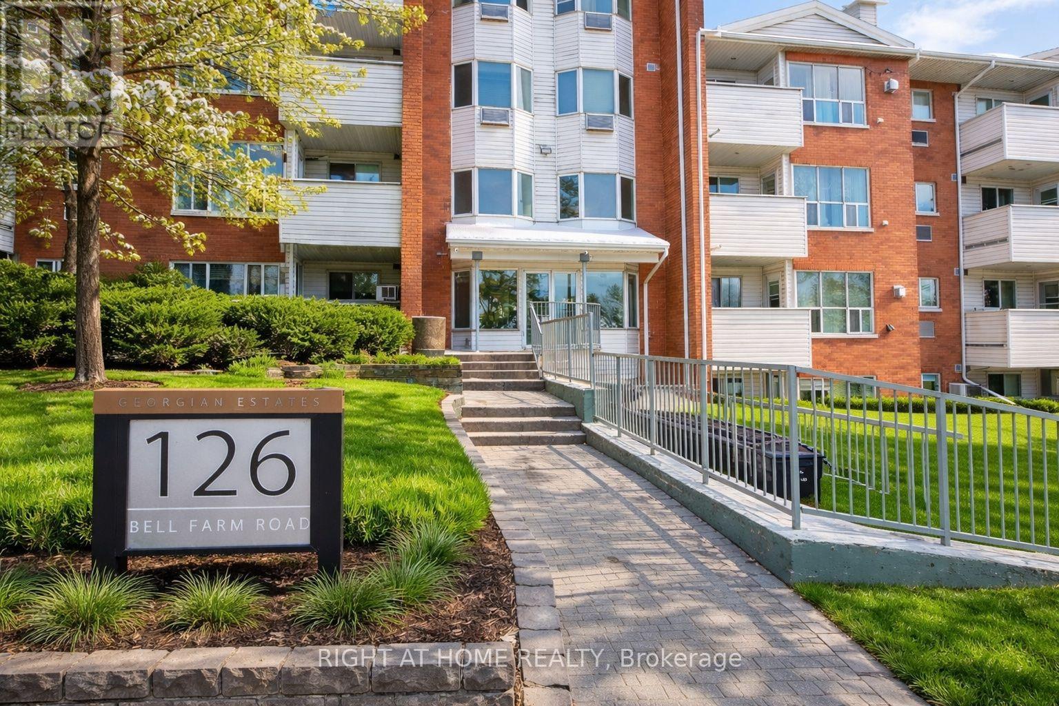 113 - 126 BELL FARM ROAD, Barrie, Ontario