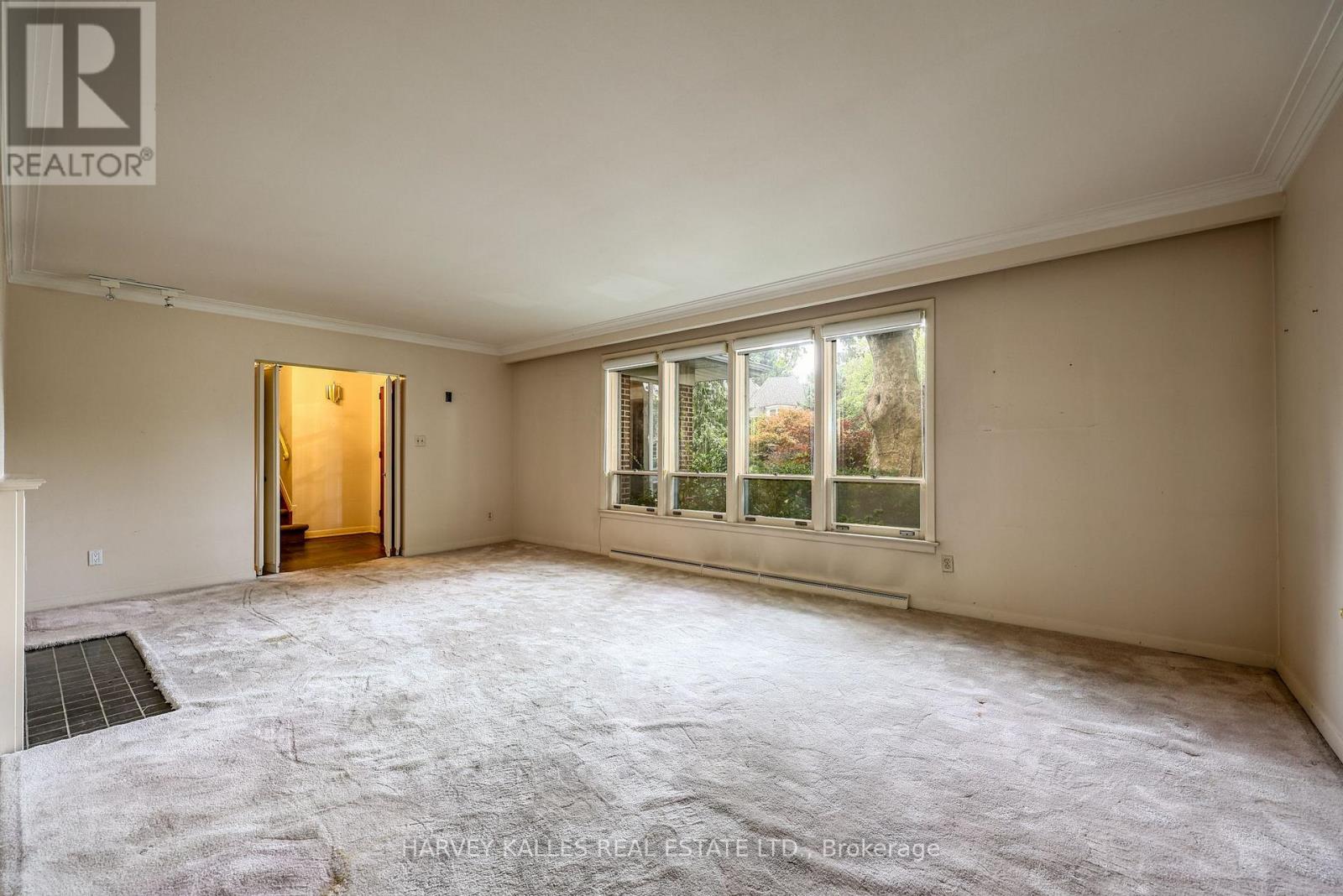 2 Colvestone Road, Toronto, Ontario  M2L 1X3 - Photo 13 - C13847790