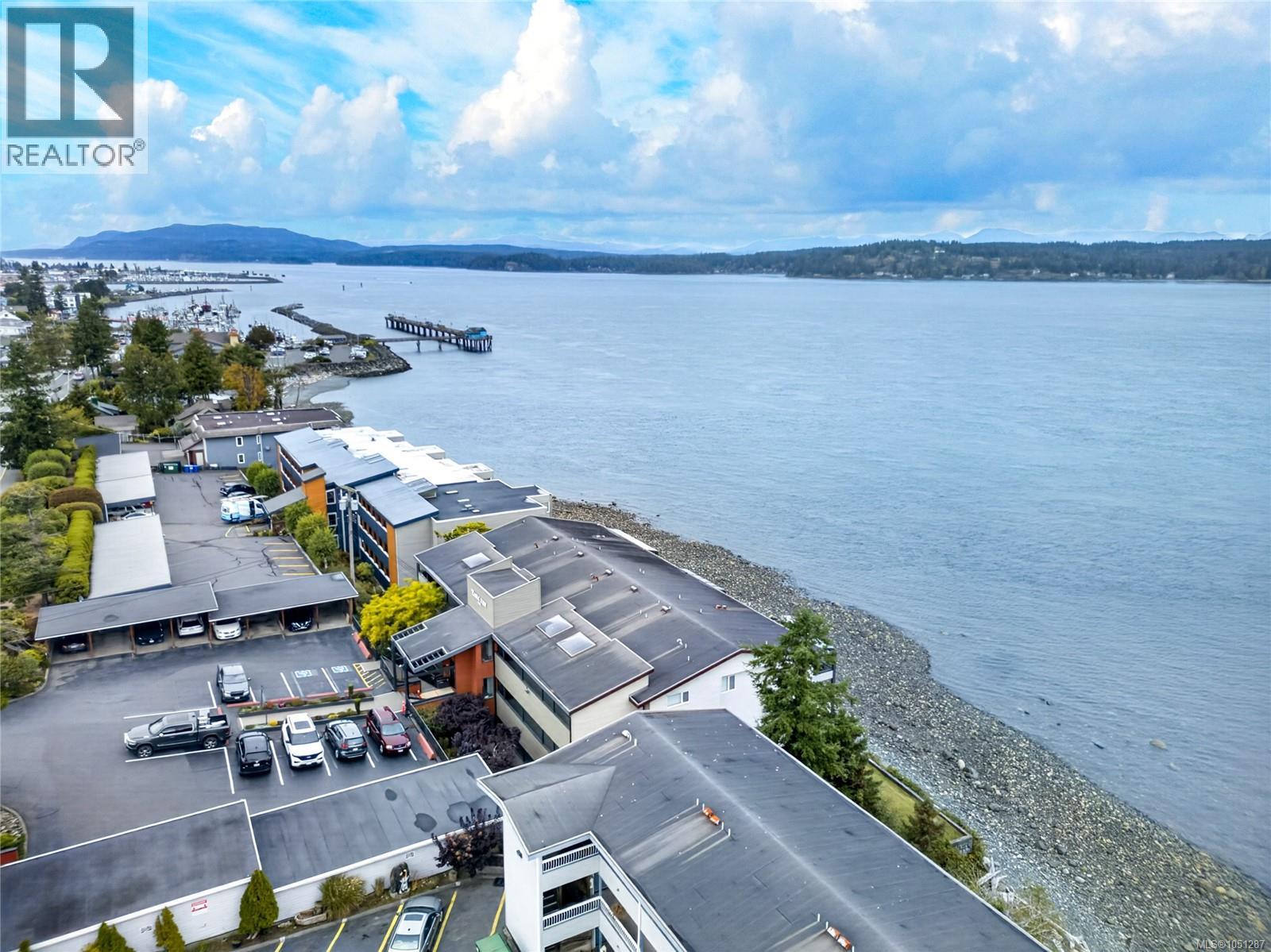 13 523 Island Hwy