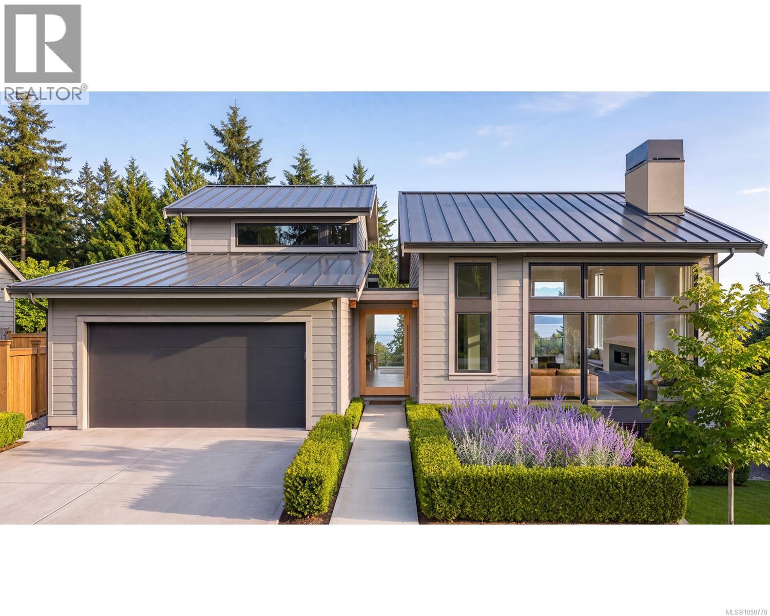 135 SUNNINGDALE Rd W