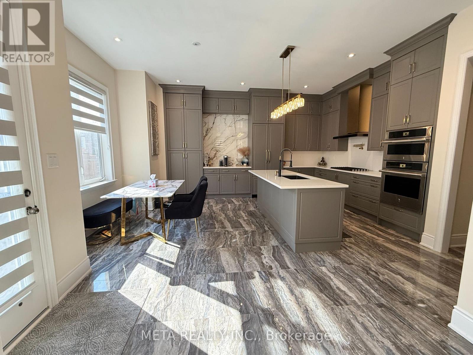 1246 Pondside Trail, Oakville, Ontario  L6M 5M7 - Photo 10 - W13851478
