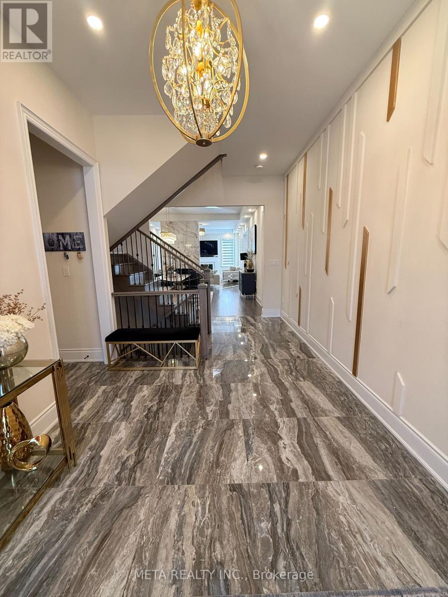 1246 Pondside Trail, Oakville, Ontario  L6M 5M7 - Photo 3 - W13851478