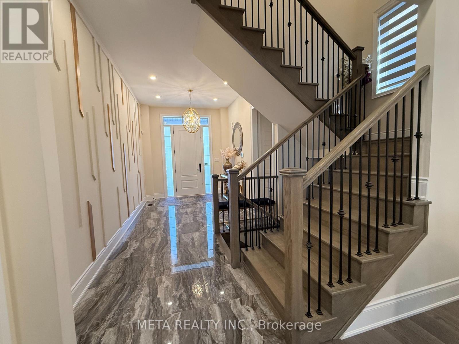 1246 Pondside Trail, Oakville, Ontario  L6M 5M7 - Photo 6 - W13851478