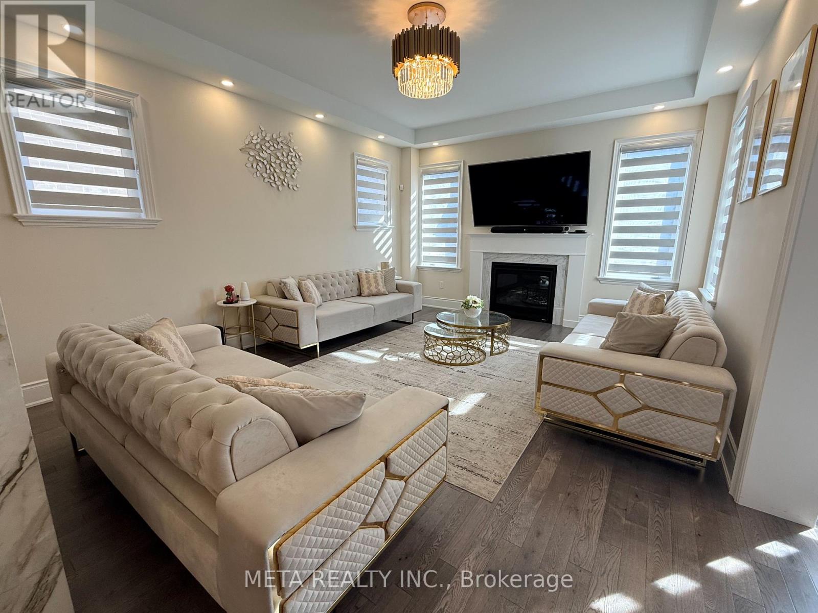 1246 Pondside Trail, Oakville, Ontario  L6M 5M7 - Photo 9 - W13851478