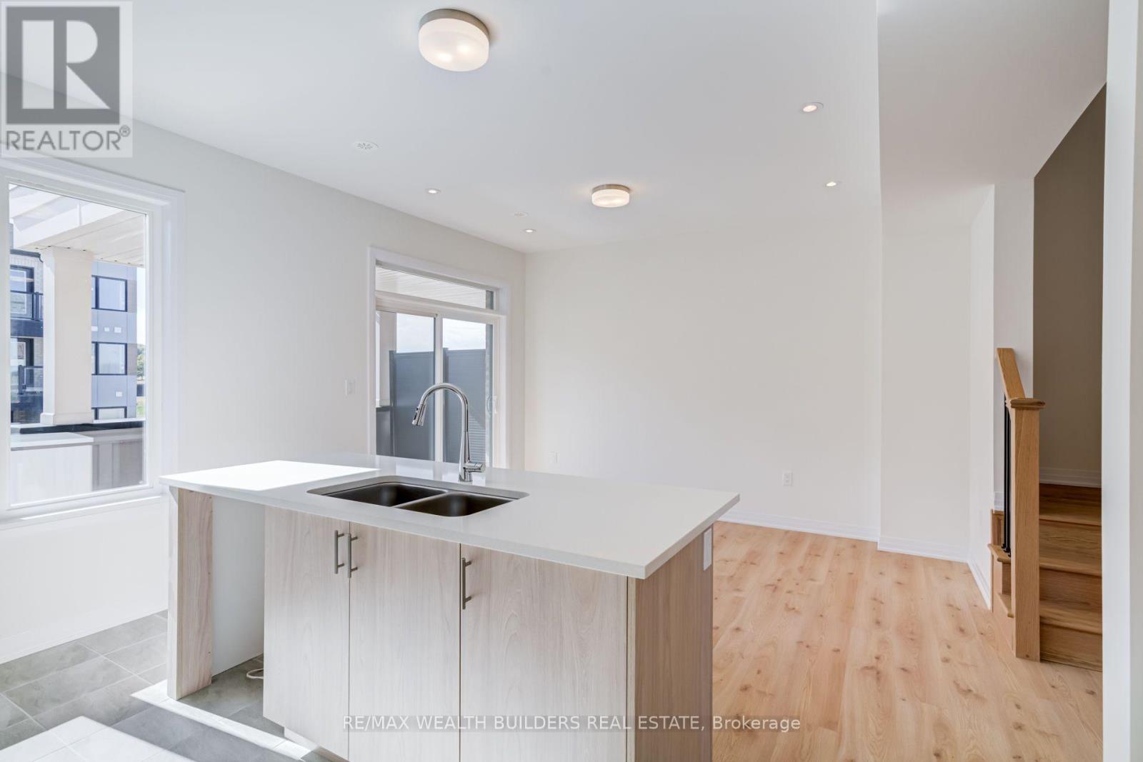 6 Thornbird Crescent, Brampton, Ontario  L6V 3N5 - Photo 11 - W13851492