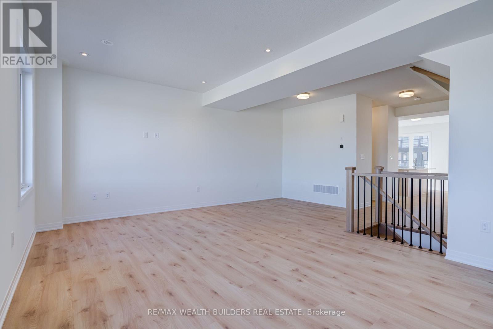 6 Thornbird Crescent, Brampton, Ontario  L6V 3N5 - Photo 5 - W13851492