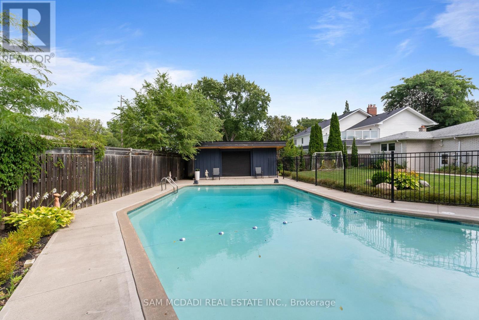 1357 Saginaw Crescent, Mississauga, Ontario  L5H 1X4 - Photo 41 - W13851554