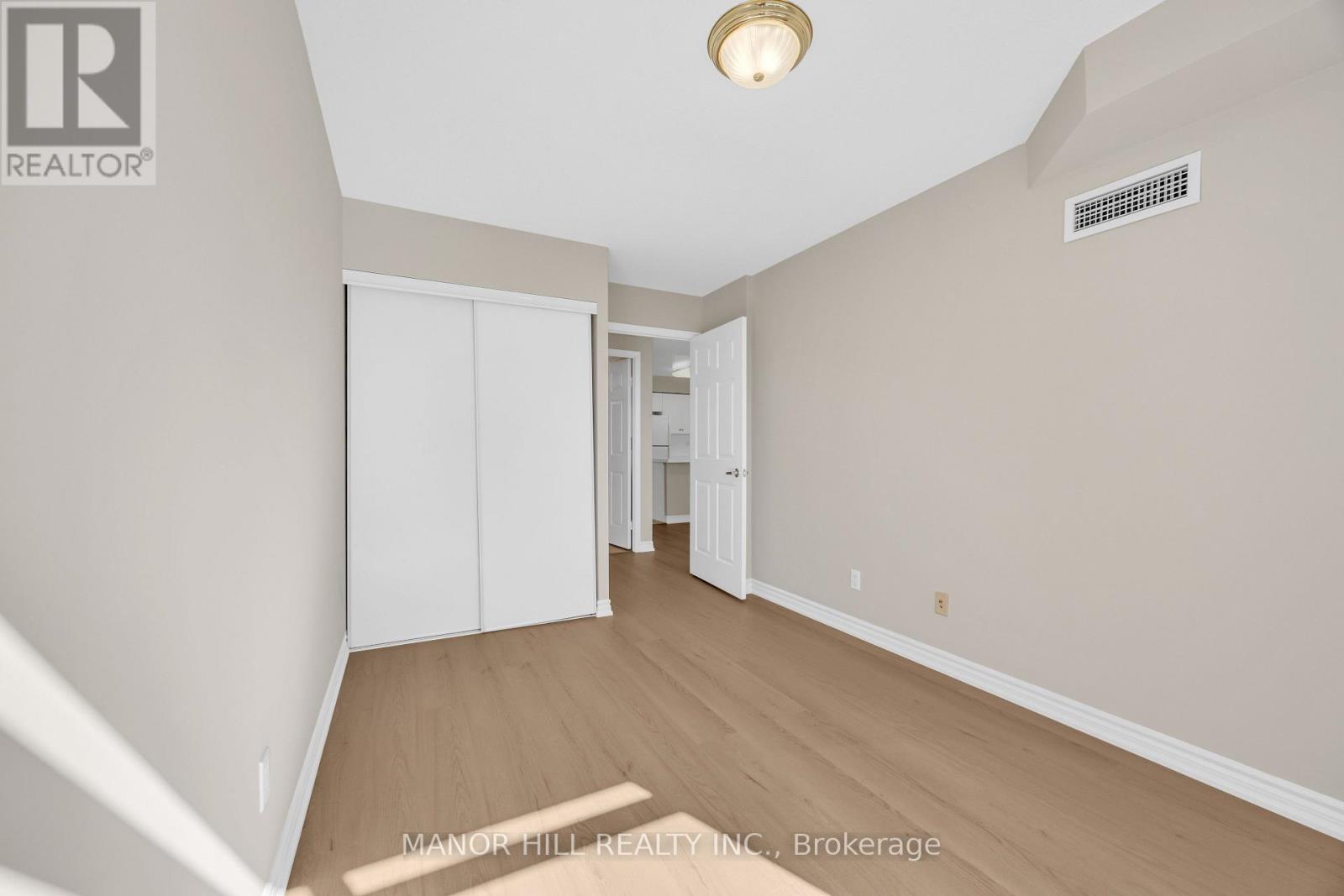 402 - 35 Kingsbridge Garden Circle, Mississauga, Ontario  L5R 3Z5 - Photo 25 - W13851570