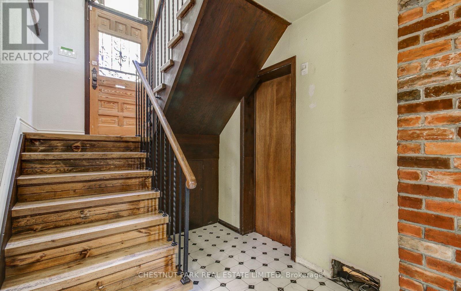 62 Chapel Street, Brampton, Ontario  L6W 2H7 - Photo 13 - W13851574