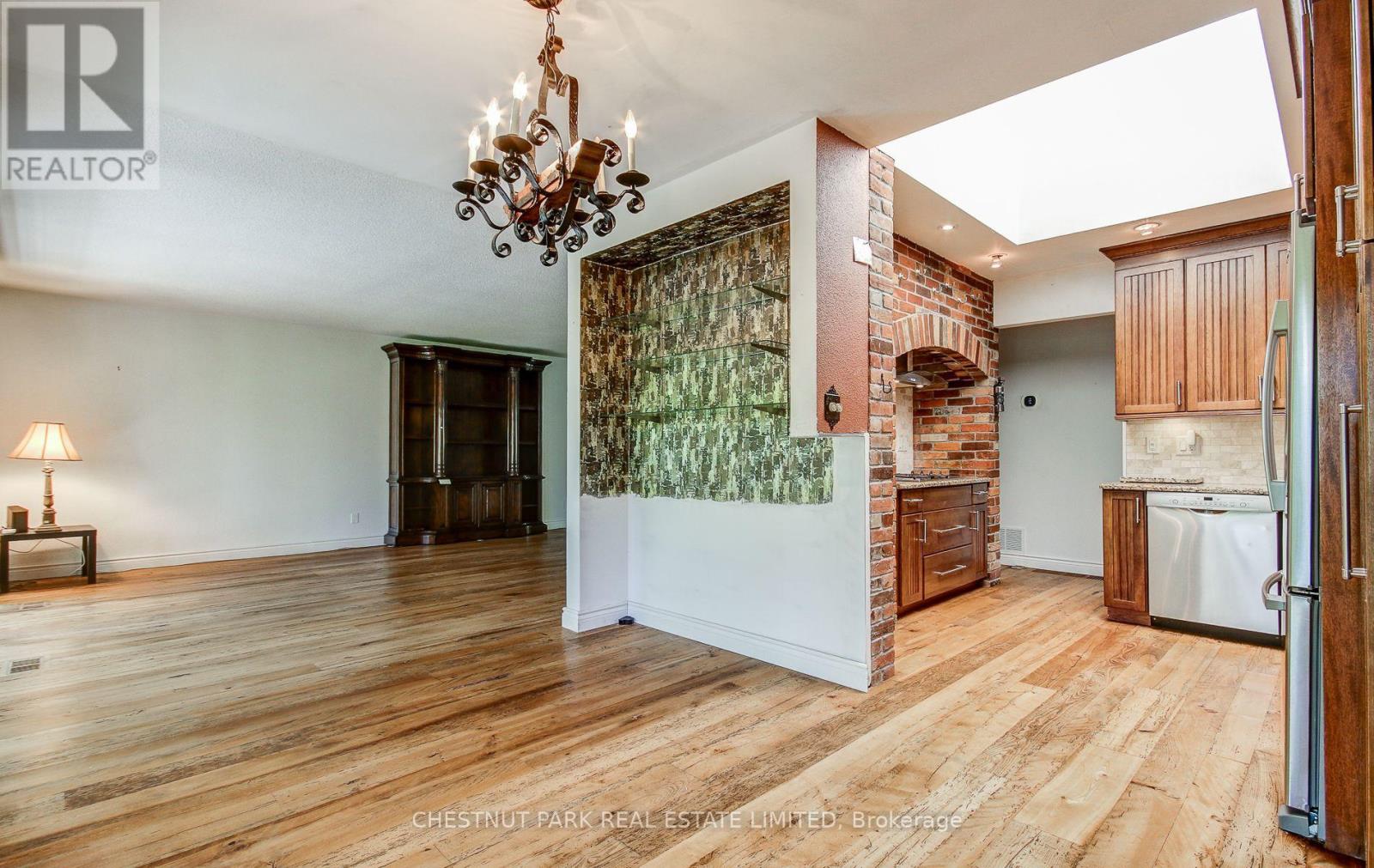 62 Chapel Street, Brampton, Ontario  L6W 2H7 - Photo 25 - W13851574