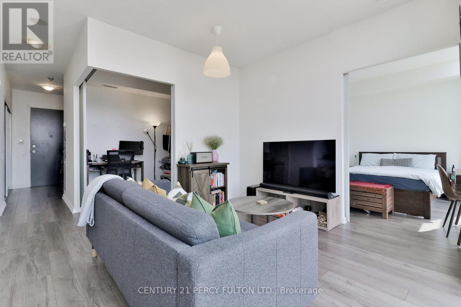 PH3505 - 105 THE QUEENSWAY AVENUE