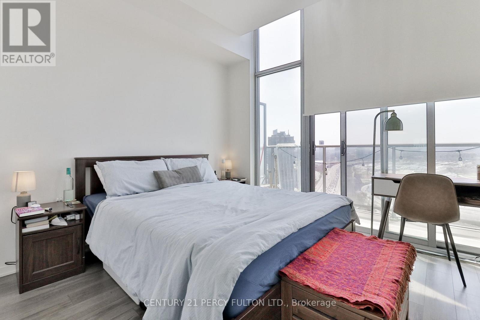 Ph3505 - 105 The Queensway Avenue, Toronto, Ontario  M6S 5B5 - Photo 15 - W13851586