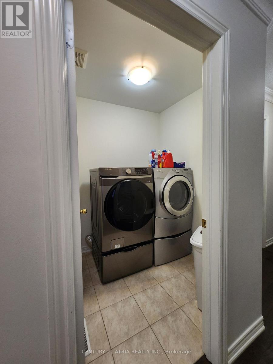 28 Usherwood Street, Aurora, Ontario  L4G 7X8 - Photo 18 - N13851542
