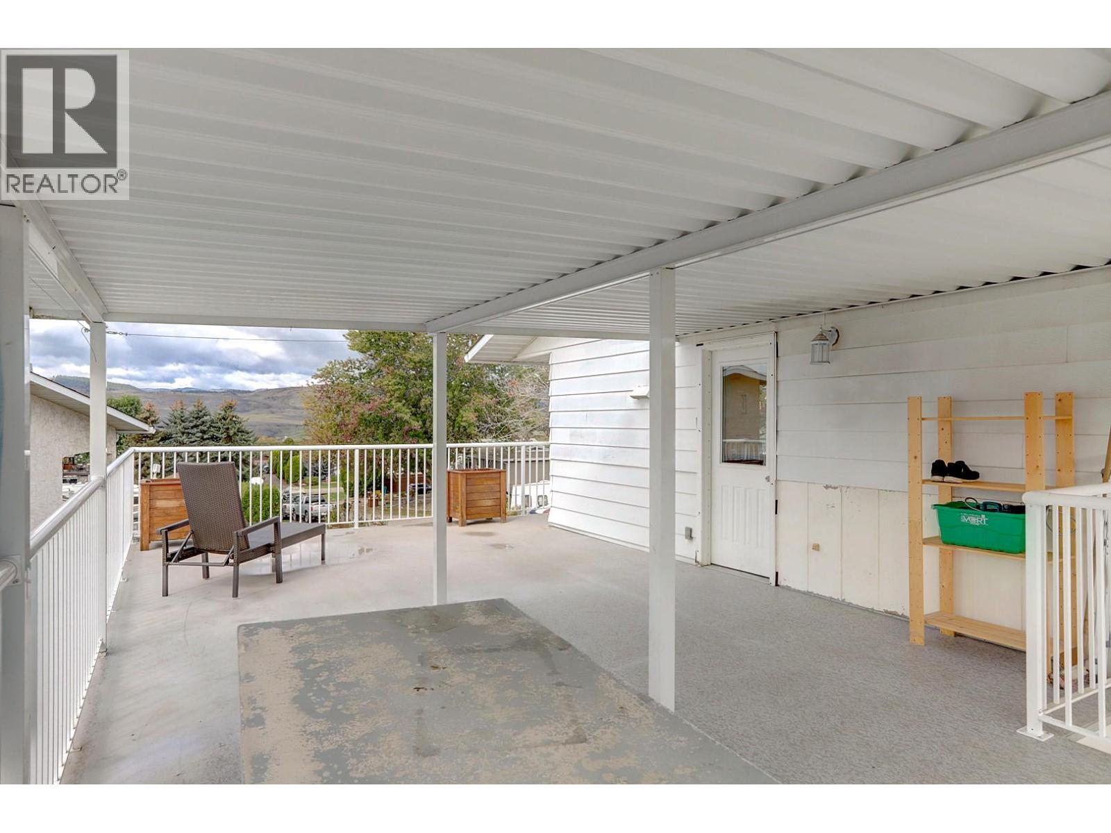 5723 Richards Crescent
