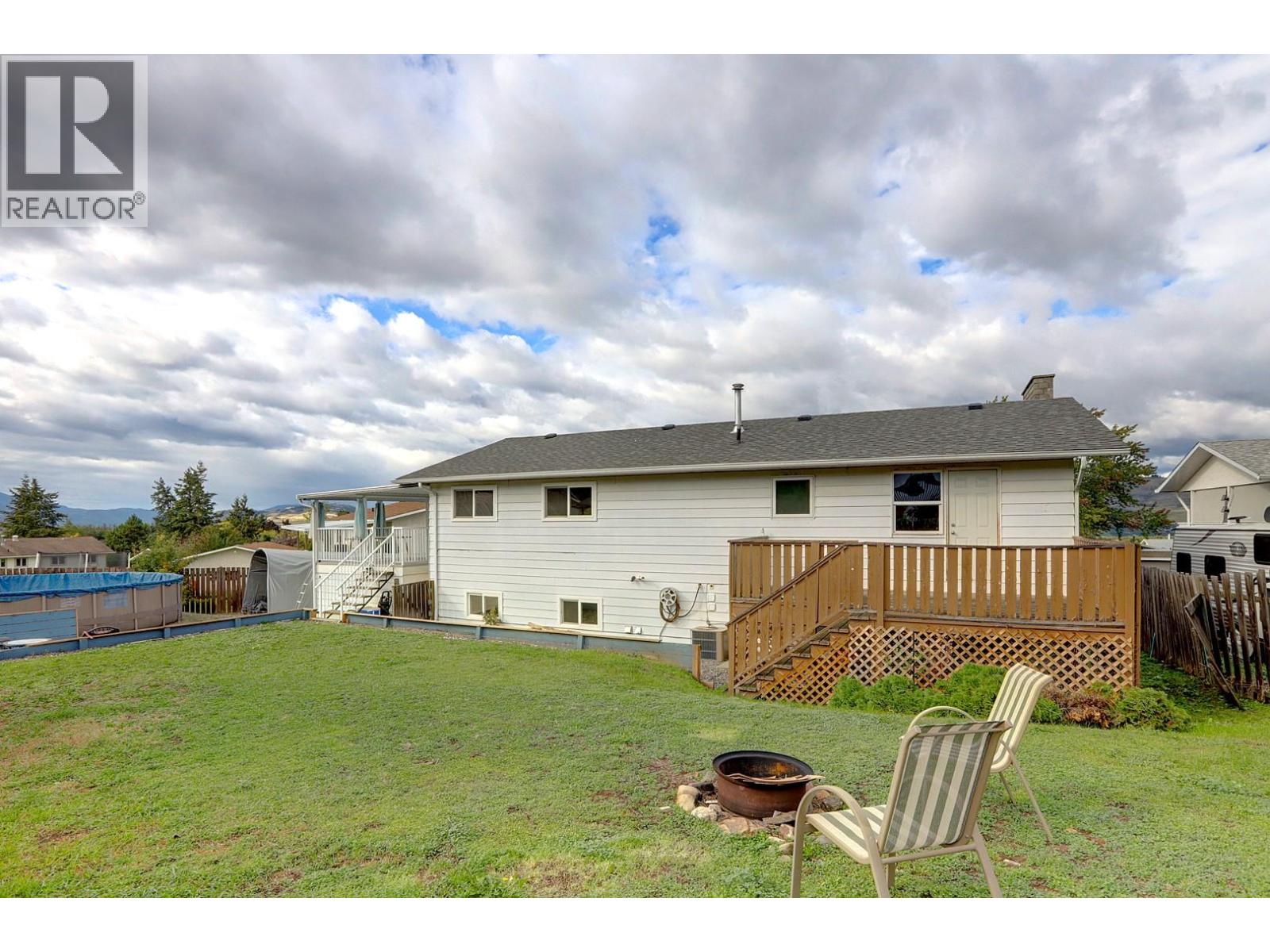 5723 Richards Crescent