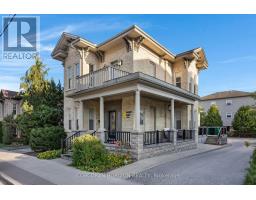 33 YOUNG STREET, Waterloo, Ontario